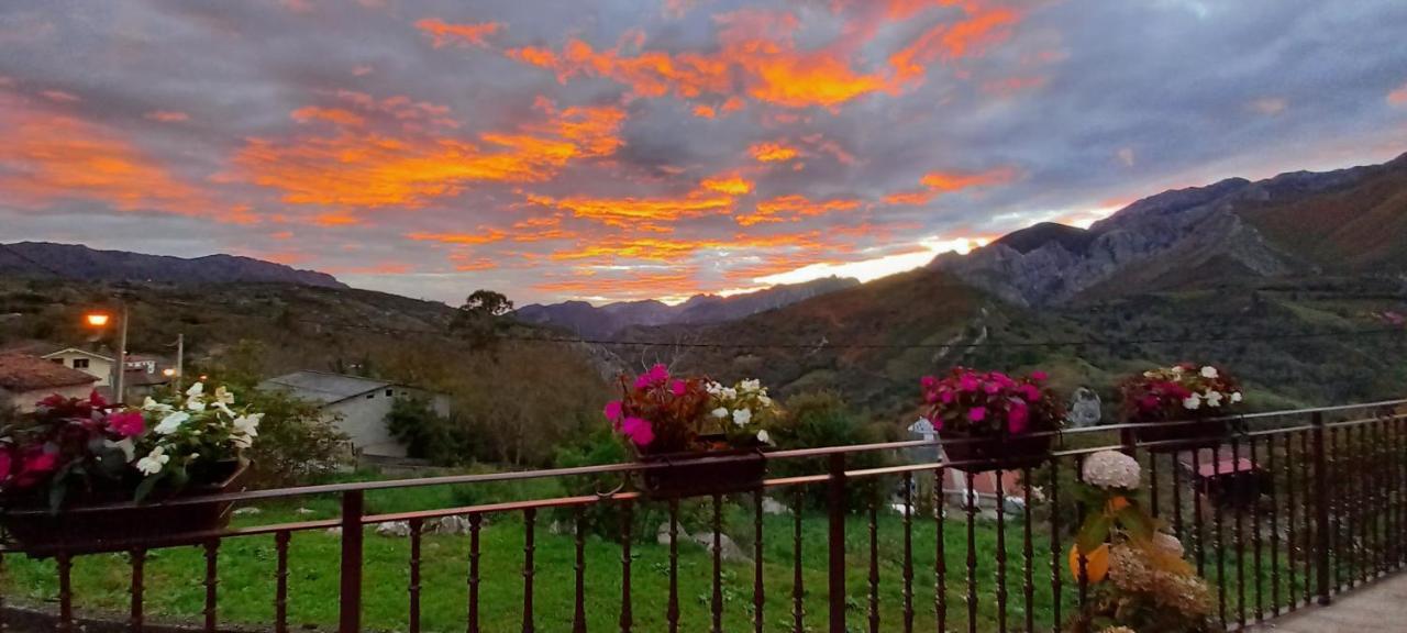 Casa Vacacional La Belluga Lejlighed Canales  Eksteriør billede